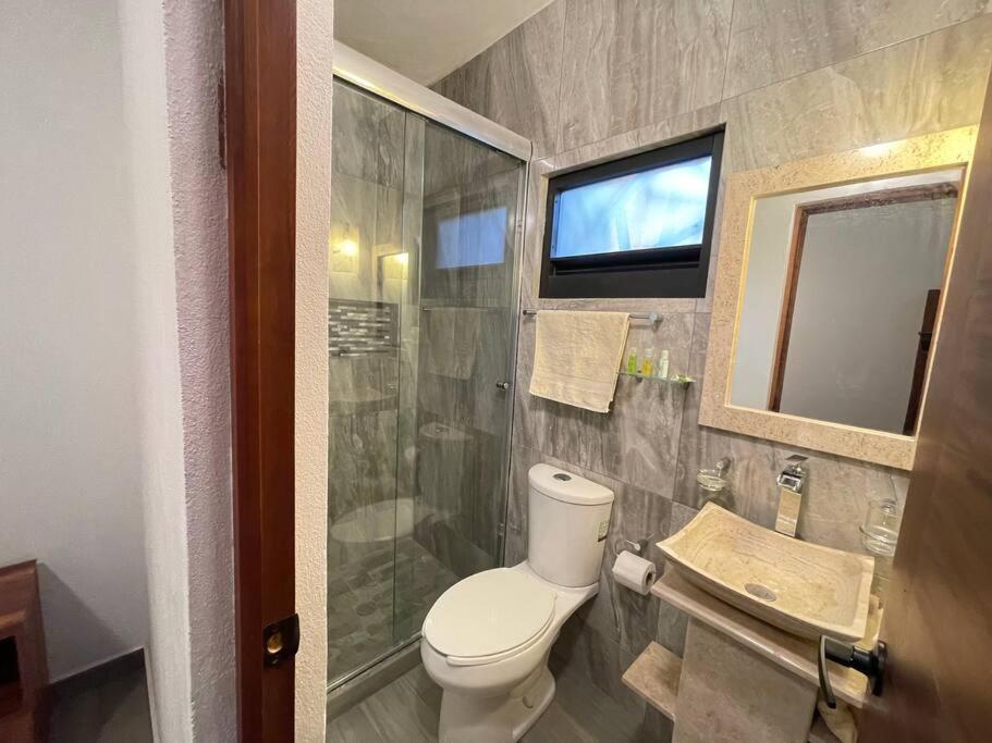 Suites C O V A D O N G A Mexico Chambre photo